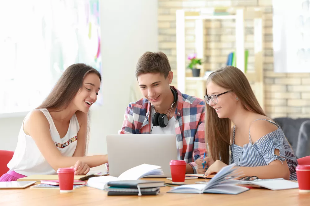 genç piyano eğitimleri