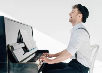 Hobi Amaçlı Piyano Çalmak İsteyenler Buraya!