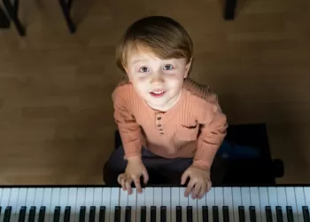 Herkes Piyano Çalabilir mi? Piyano Çalmak İçin Yetenek Gerekir mi?