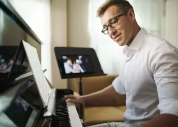 Online Piyano Dersi Verimli Olur mu?