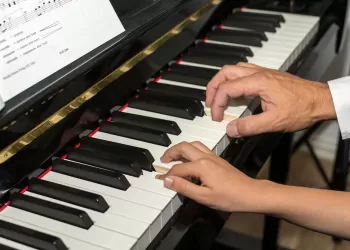 Piyano Çalmak İçin Parmak Yapısı Nasıl Olmalı?