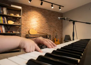 Çocuk Gelişiminde Doğru Adres: Sanat Okulları ve Gelişim Süreçleri