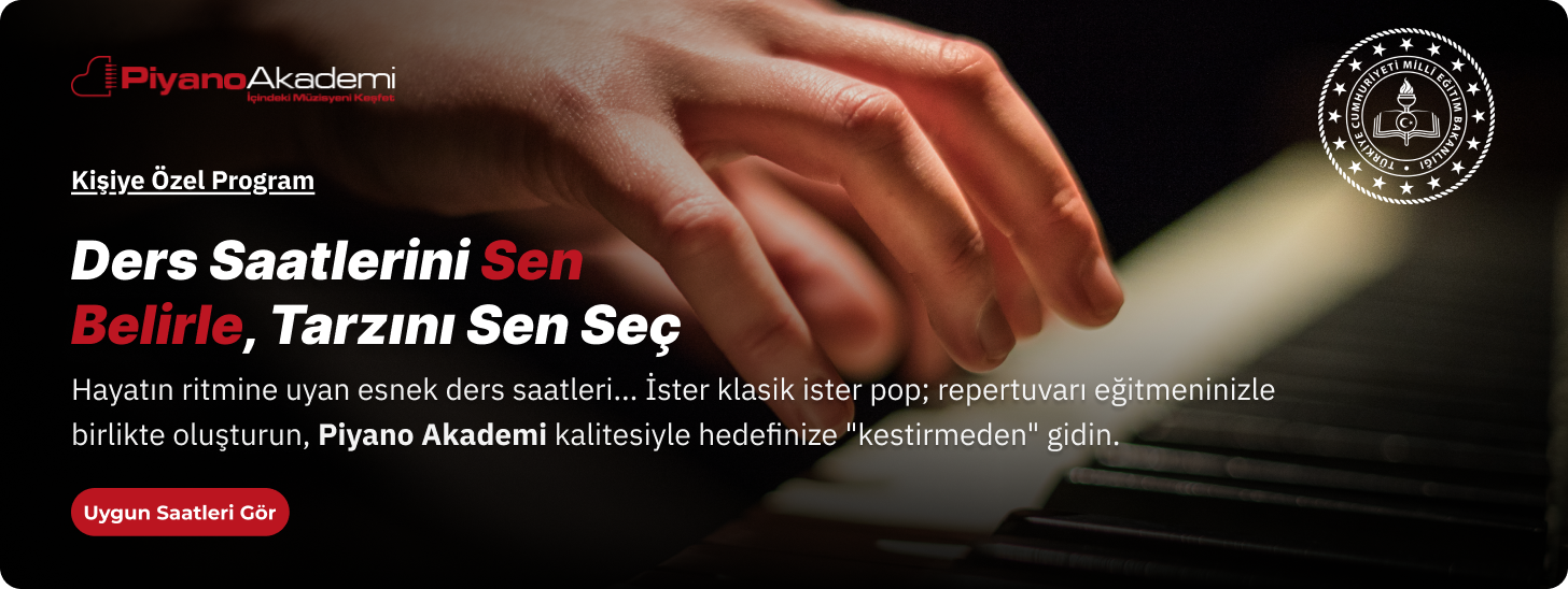 Piyano Akademi’de kişiye özel program ve esnek ders saatlerini simgeleyen piyano çalma görseli.
